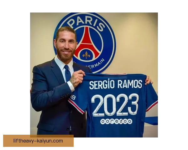 拉莫斯的技术特点分析及其在防线上的重要性尽显锋芒